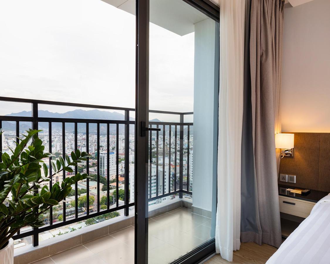 Dqua Hotel Nha Trang Exterior photo