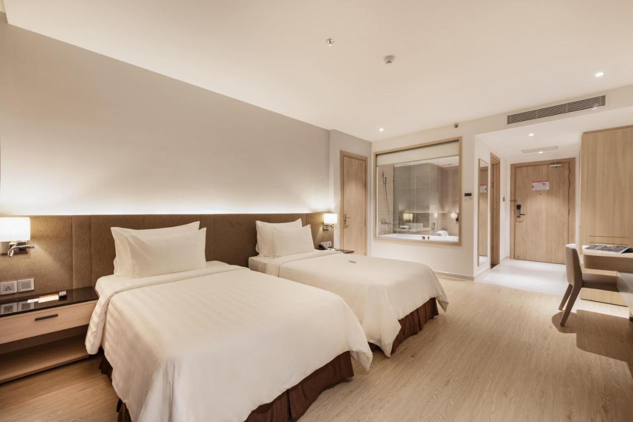 Dqua Hotel Nha Trang Exterior photo