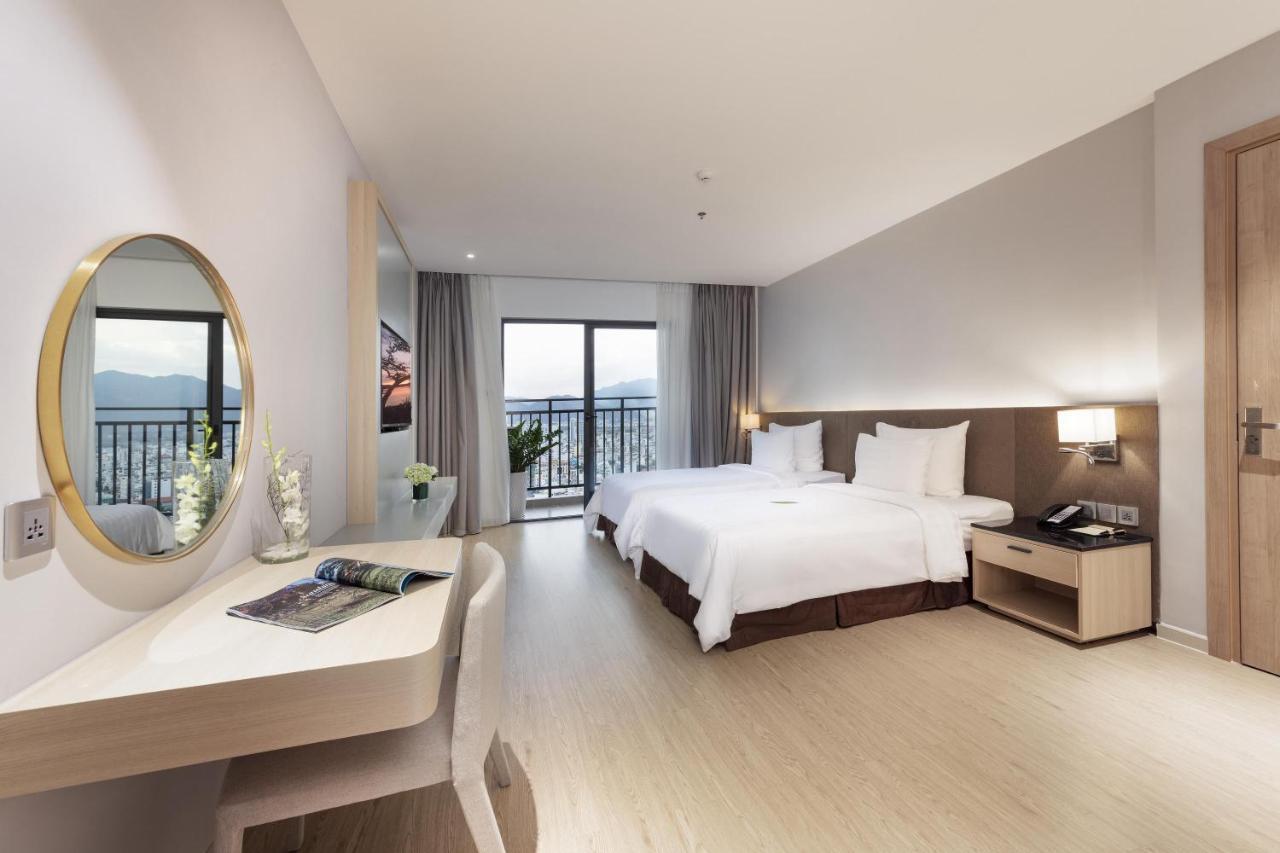 Dqua Hotel Nha Trang Exterior photo
