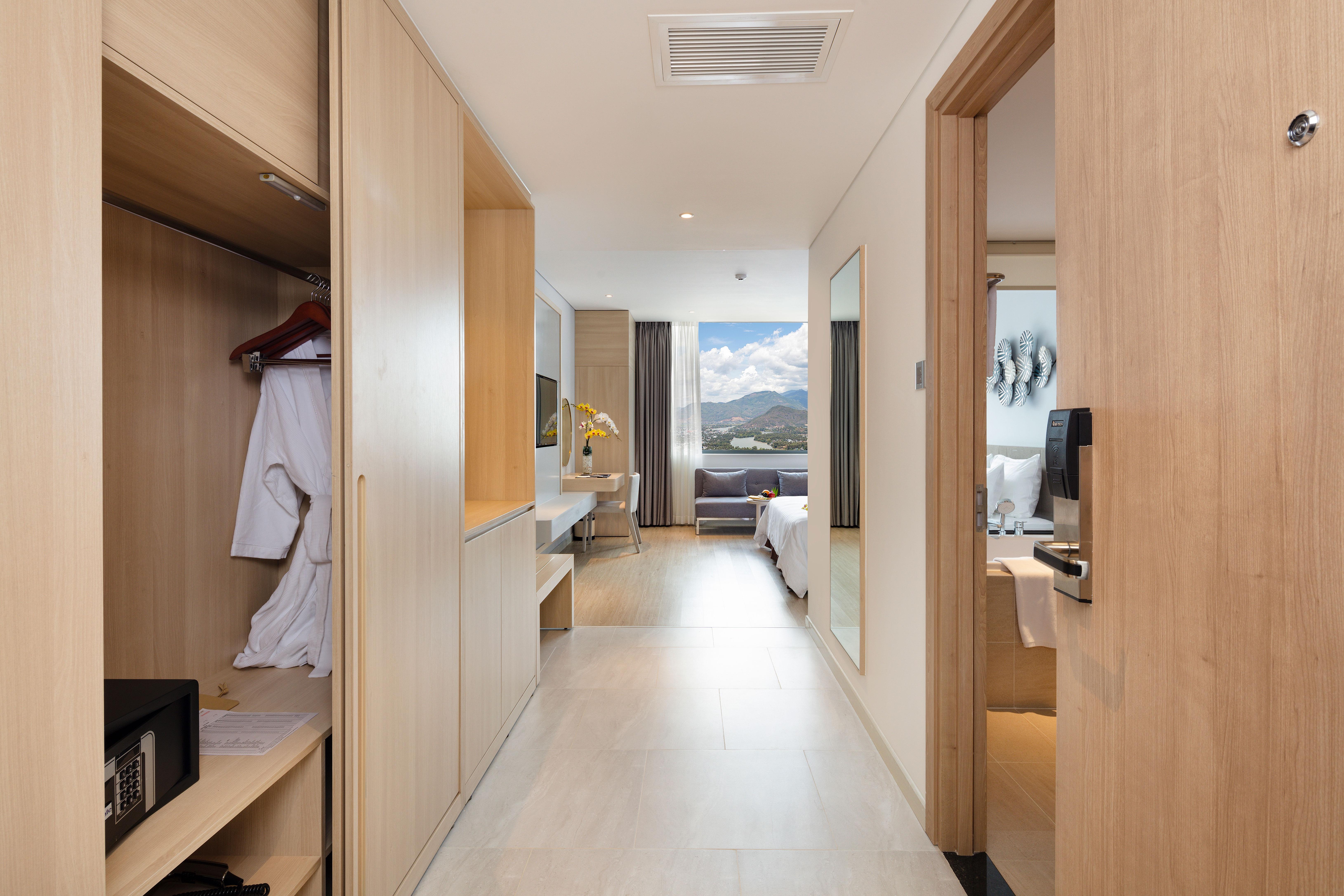 Dqua Hotel Nha Trang Exterior photo