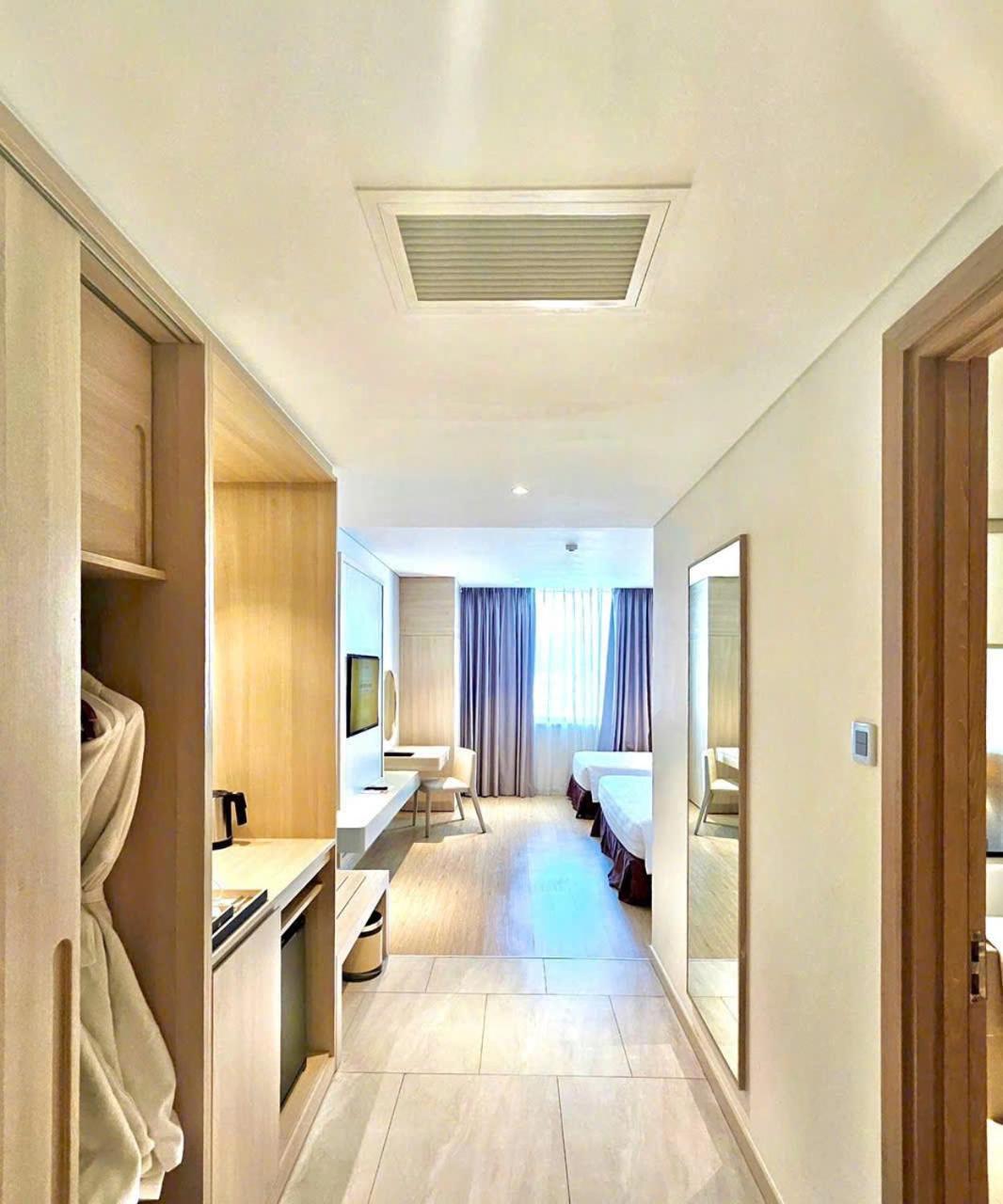 Dqua Hotel Nha Trang Exterior photo